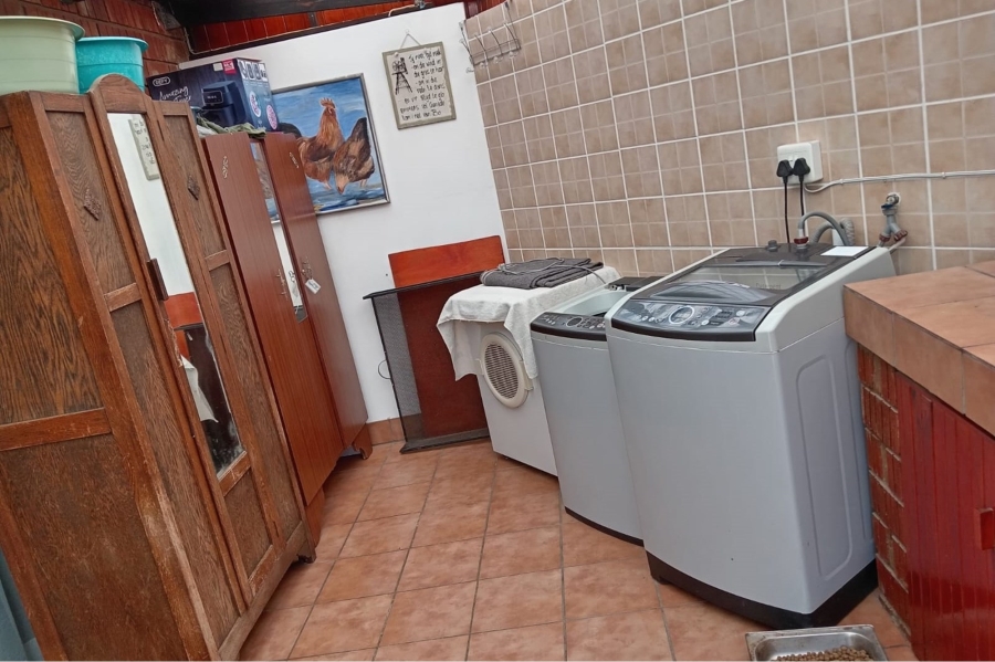 3 Bedroom Property for Sale in Wavecrest Eastern Cape